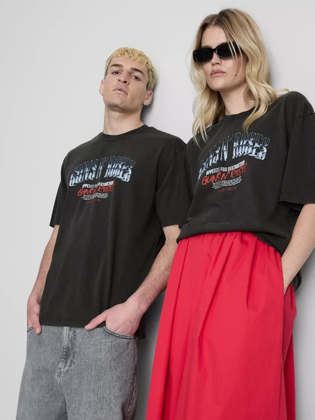 Guns n' roses graphic t-shirt